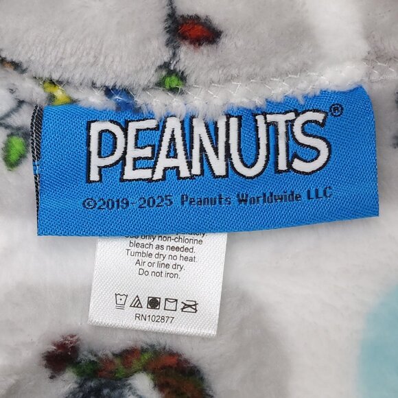 Peanuts Snoopy Cartoon Plush Pet Throw Blanket 60" X 70" By Berkshire Christmas - Picture 8 of 11